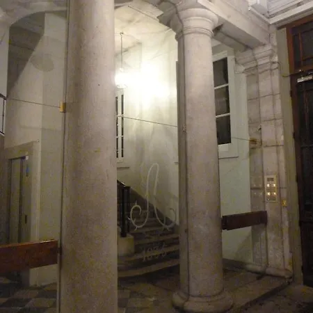 Nuit Au Second D Hotes 3* Lyon